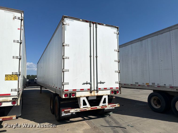 image for item YA4433 2008 Strick dry van trailer