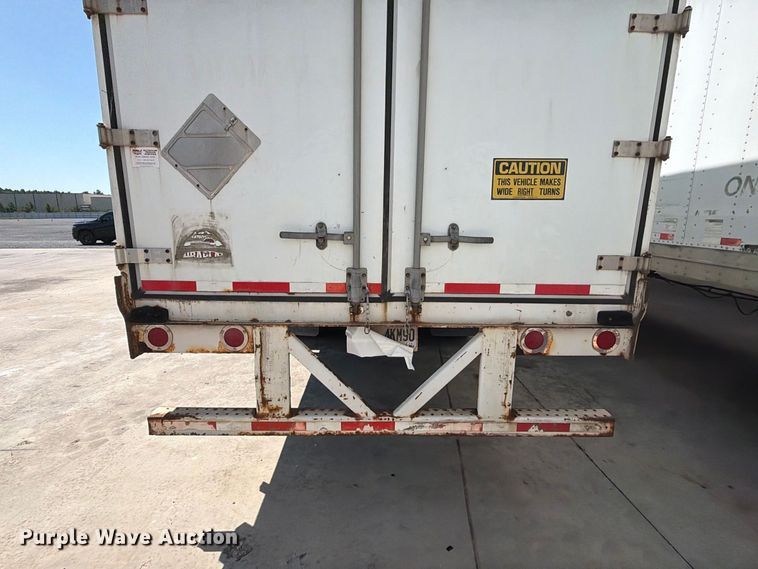 image for item YA4434 2005 Wabash dry van trailer
