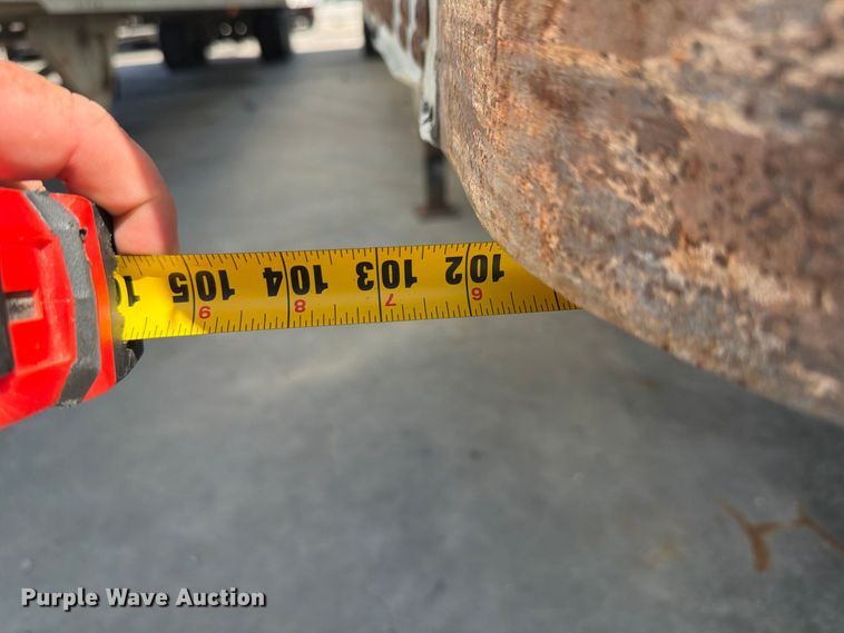 image for item YA4434 2005 Wabash dry van trailer