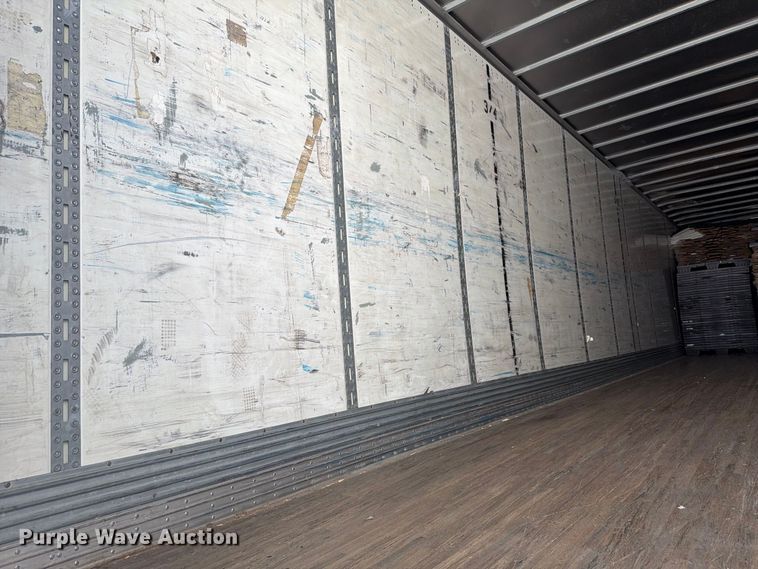 image for item YA4434 2005 Wabash dry van trailer