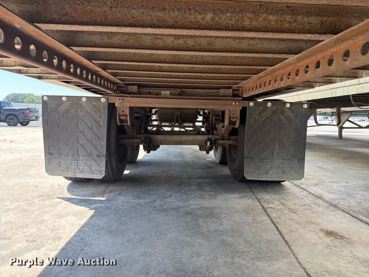 image for item YA4434 2005 Wabash dry van trailer