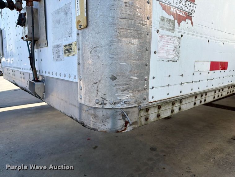 image for item YA4435 2005 Wabash dry van trailer