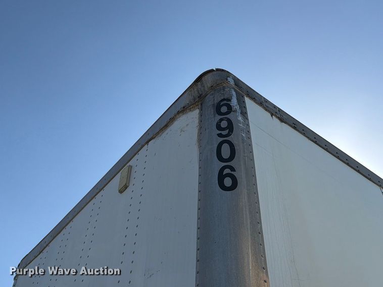 image for item YA4435 2005 Wabash dry van trailer