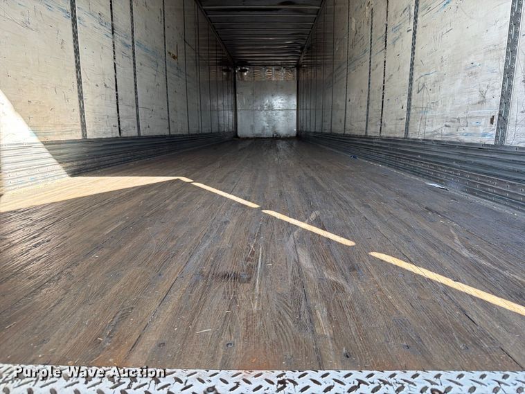 image for item YA4435 2005 Wabash dry van trailer
