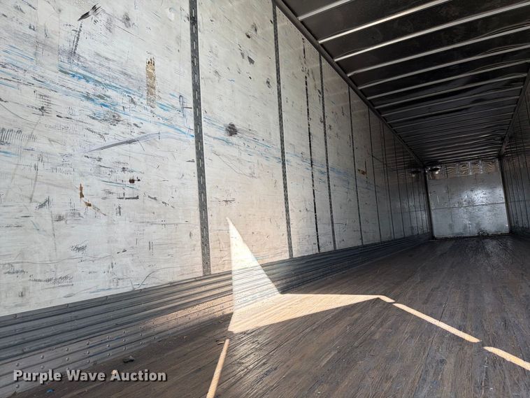 image for item YA4435 2005 Wabash dry van trailer