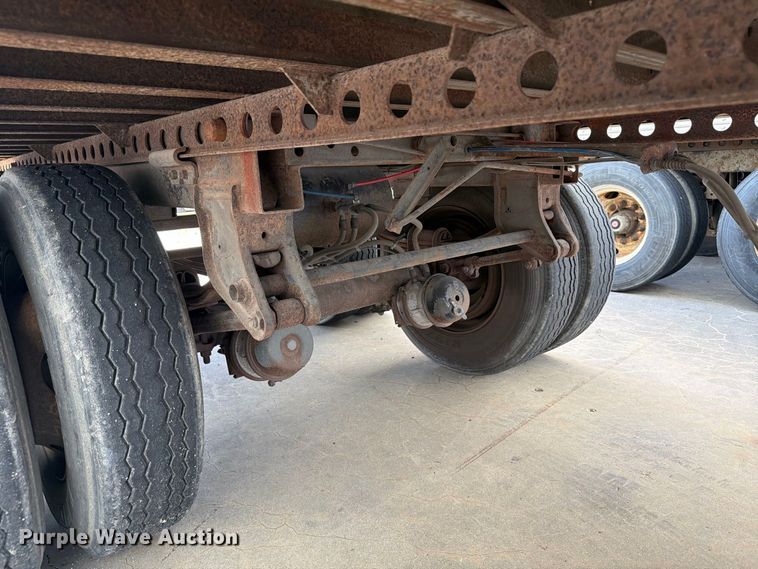 image for item YA4435 2005 Wabash dry van trailer