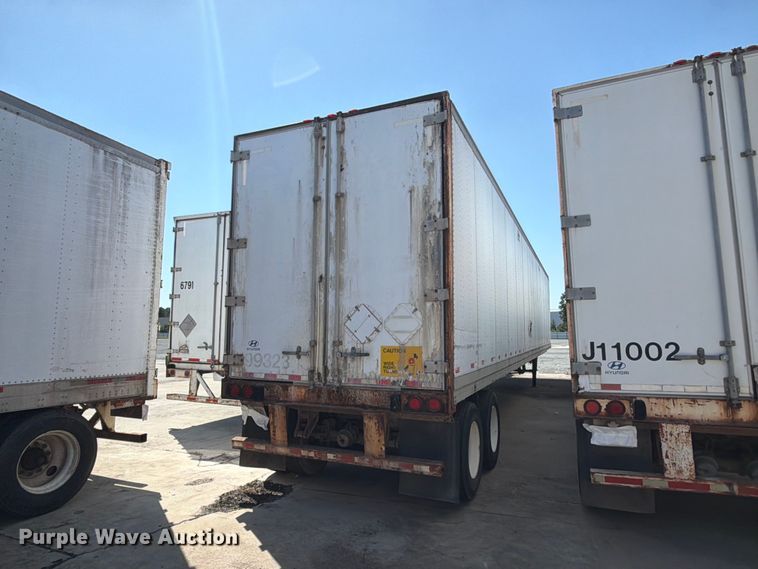 image for item YA4436 2001 Hyundai Translead V12530152JSA dry van trailer