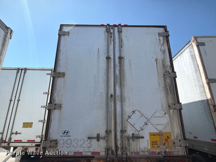 image for item YA4436 2001 Hyundai Translead V12530152JSA dry van trailer