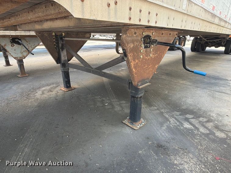 image for item YA4436 2001 Hyundai Translead V12530152JSA dry van trailer