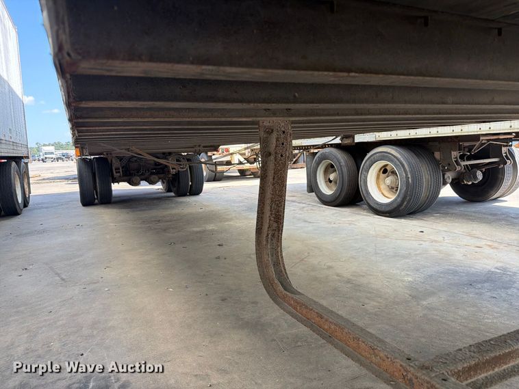 image for item YA4436 2001 Hyundai Translead V12530152JSA dry van trailer