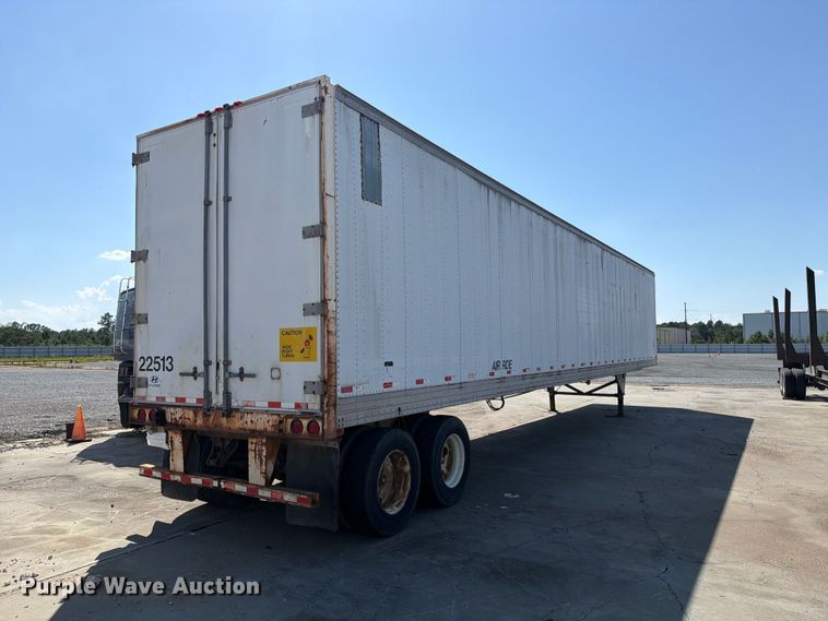 image for item YA4438 2001 Hyundai Translead VI2530152JSA dry van trailer