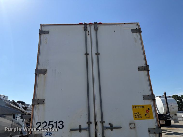 image for item YA4438 2001 Hyundai Translead VI2530152JSA dry van trailer