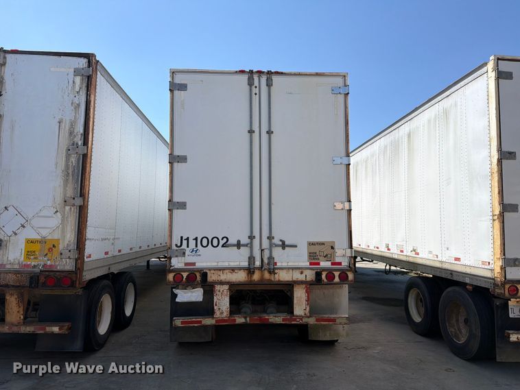 image for item YA4439 2001 Hyundai Translead dry van trailer