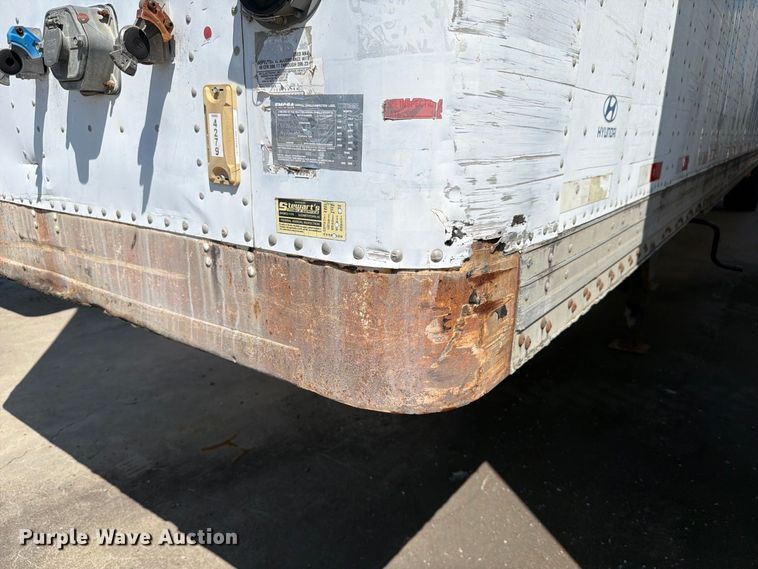 image for item YA4439 2001 Hyundai Translead dry van trailer