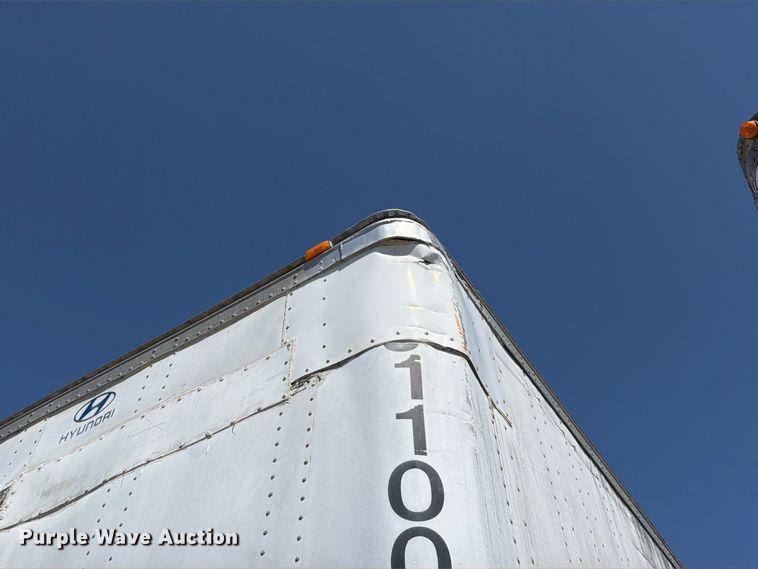 image for item YA4439 2001 Hyundai Translead dry van trailer