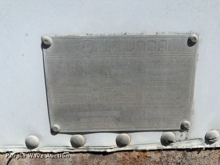 image for item YA4439 2001 Hyundai Translead dry van trailer