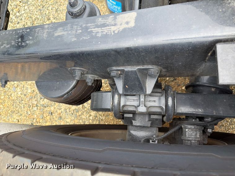 image for item YA4485 2027 Kenworth T680 semi truck