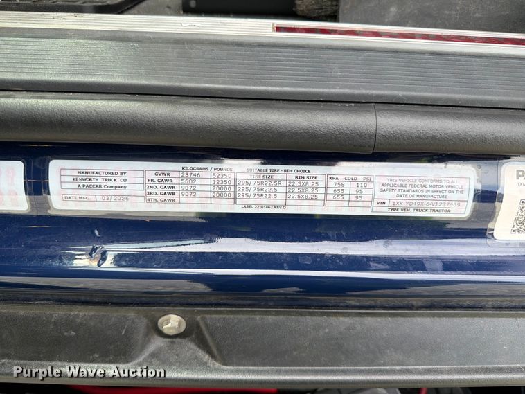 image for item YA4485 2027 Kenworth T680 semi truck