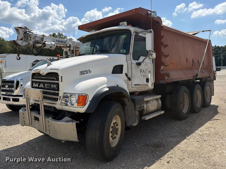 image for item YA4522 2006 Mack CV713 dump truck