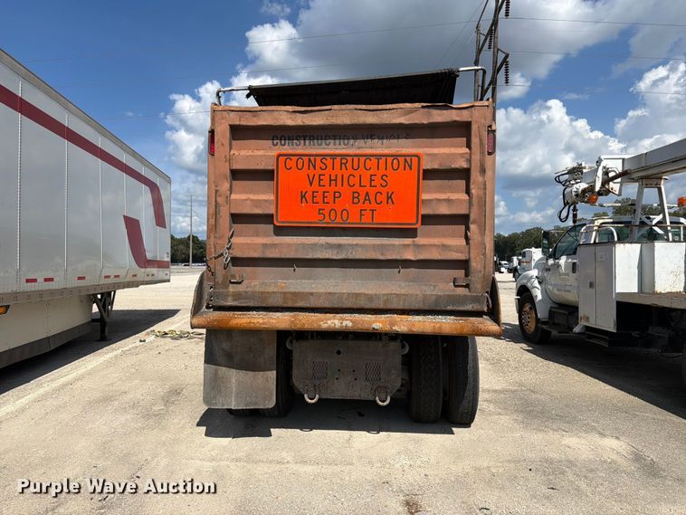 image for item YA4522 2006 Mack CV713 dump truck