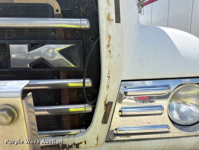 image for item YA4522 2006 Mack CV713 dump truck