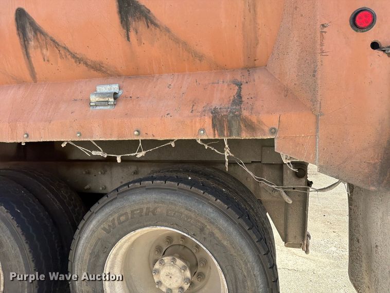 image for item YA4522 2006 Mack CV713 dump truck