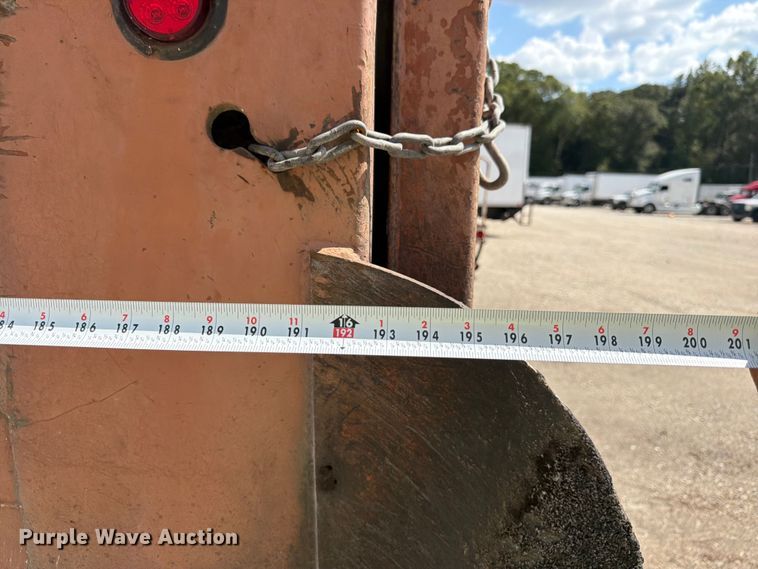 image for item YA4522 2006 Mack CV713 dump truck