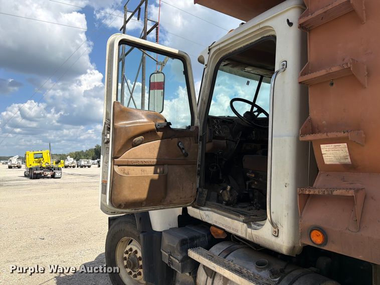 image for item YA4522 2006 Mack CV713 dump truck