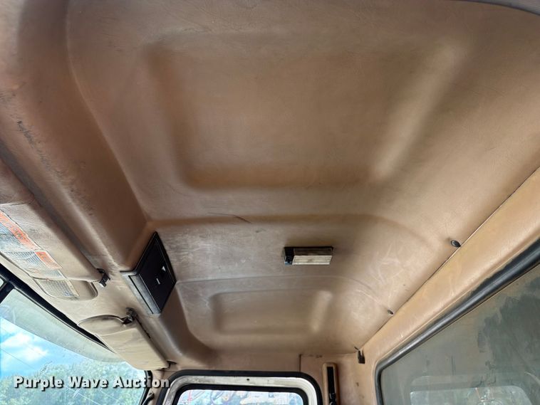 image for item YA4522 2006 Mack CV713 dump truck