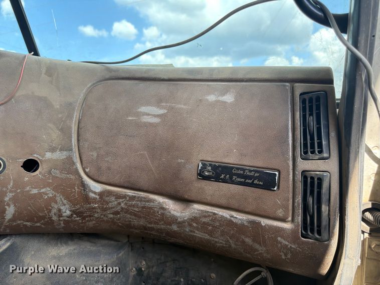 image for item YA4522 2006 Mack CV713 dump truck