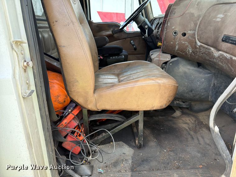 image for item YA4522 2006 Mack CV713 dump truck