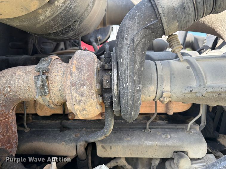 image for item YA4522 2006 Mack CV713 dump truck