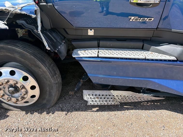 image for item YA4574 2023 Kenworth T680 semi truck