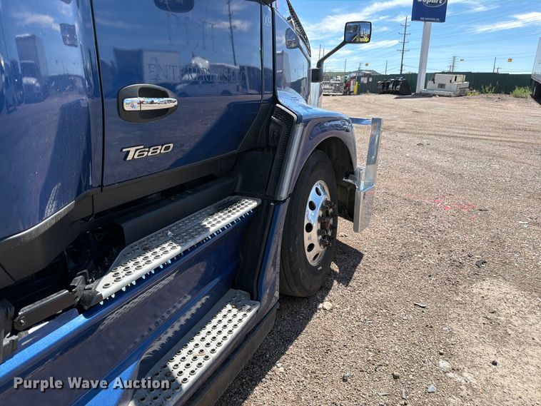 image for item YA4574 2023 Kenworth T680 semi truck