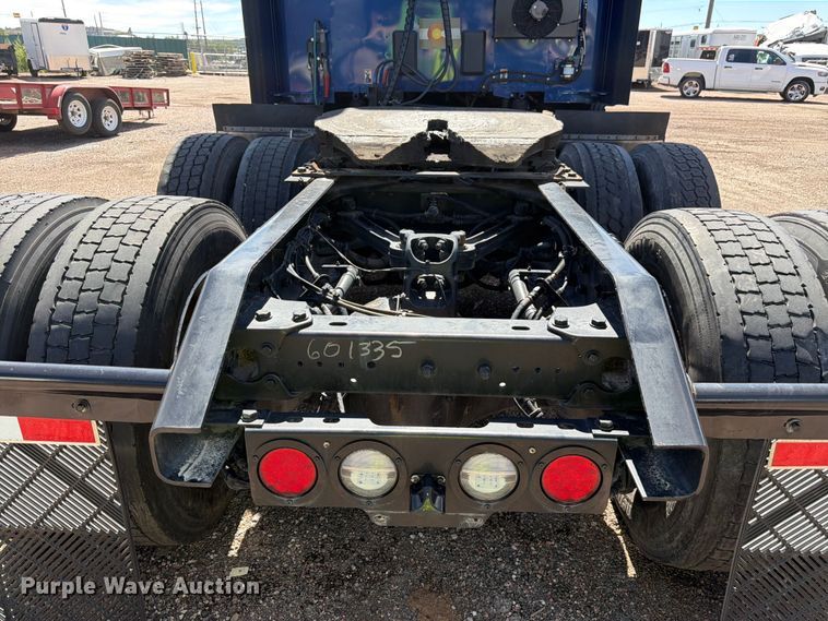 image for item YA4574 2023 Kenworth T680 semi truck