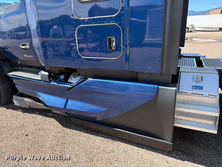 image for item YA4574 2023 Kenworth T680 semi truck