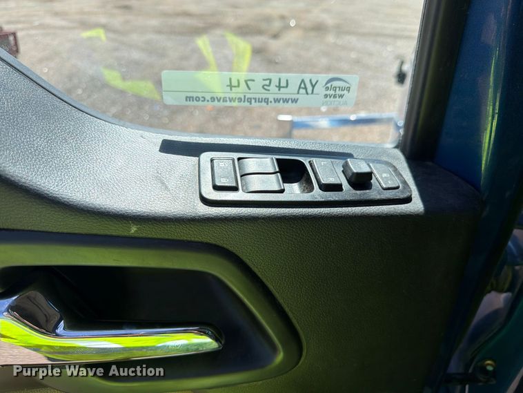 image for item YA4574 2023 Kenworth T680 semi truck