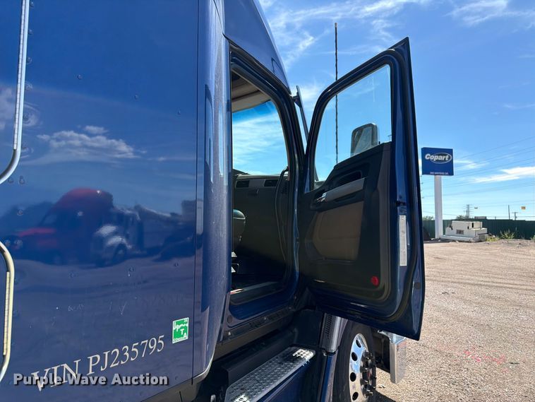 image for item YA4574 2023 Kenworth T680 semi truck