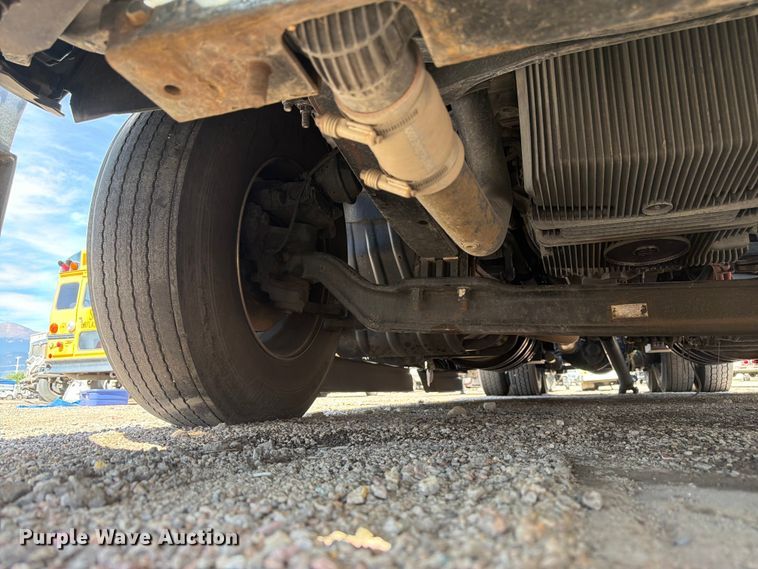 image for item YA4574 2023 Kenworth T680 semi truck