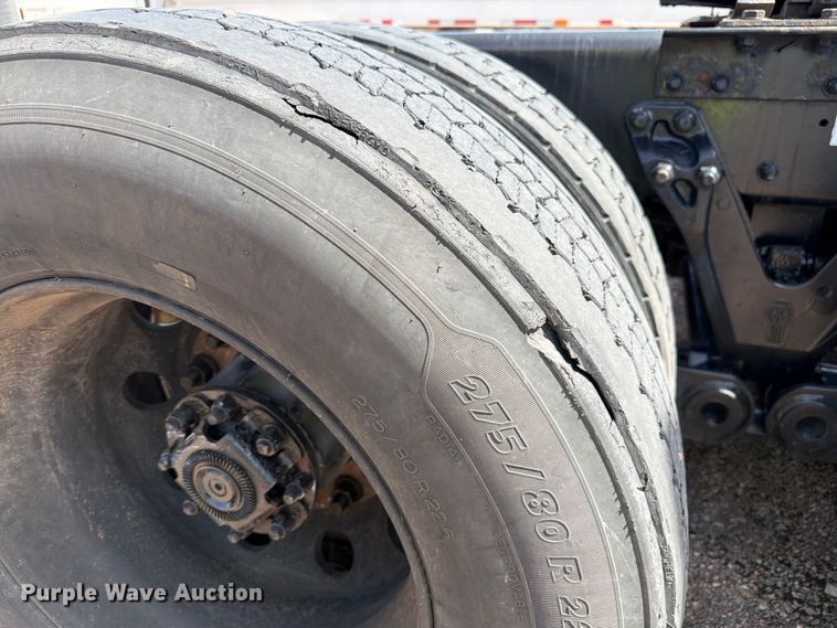 image for item YA4574 2023 Kenworth T680 semi truck