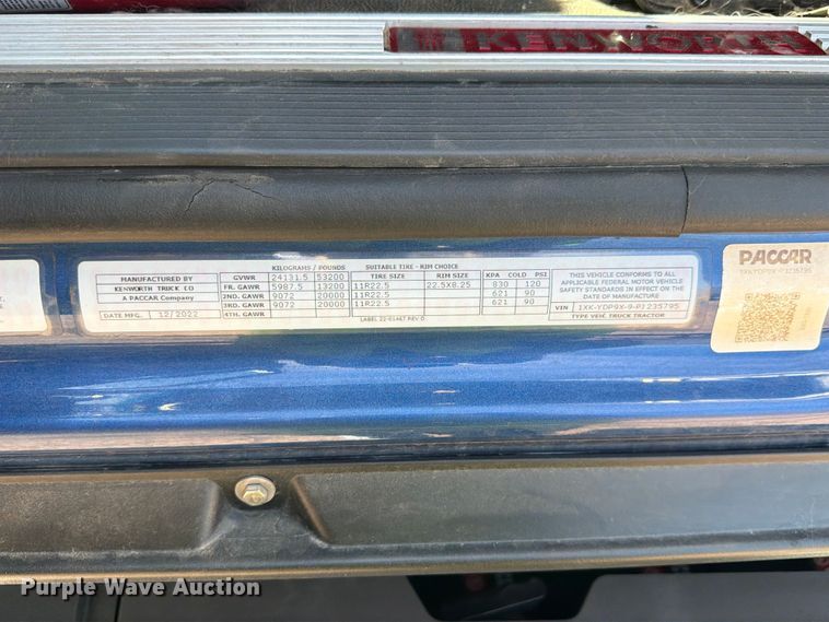 image for item YA4574 2023 Kenworth T680 semi truck
