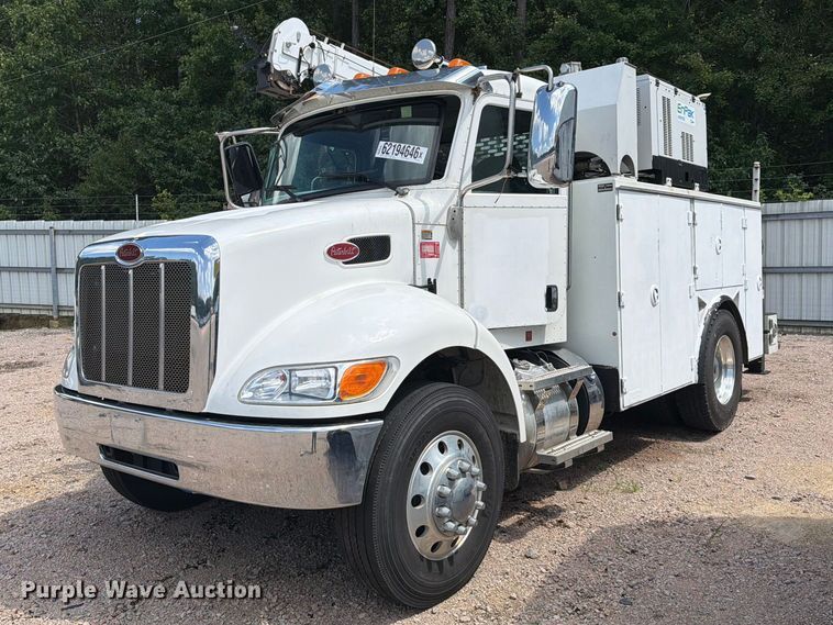 2022 Peterbilt 337 utility / service truck