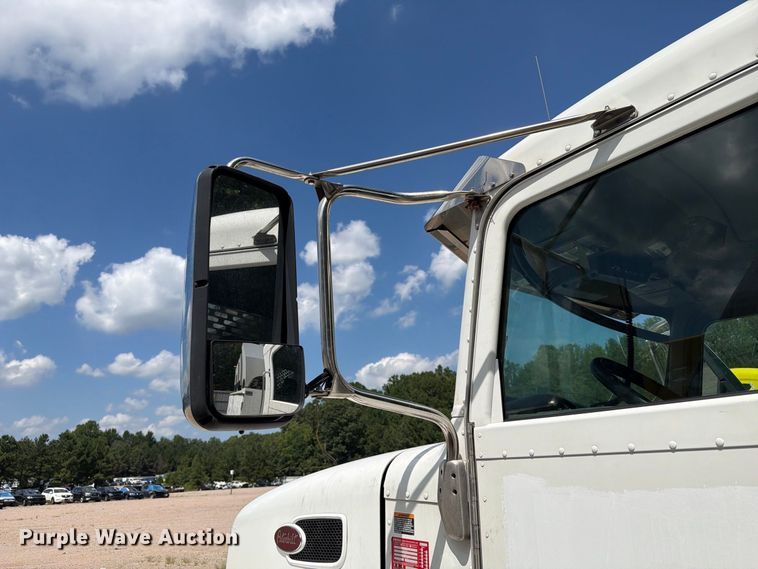 image for item YA4575 2022 Peterbilt 337 utility / service truck