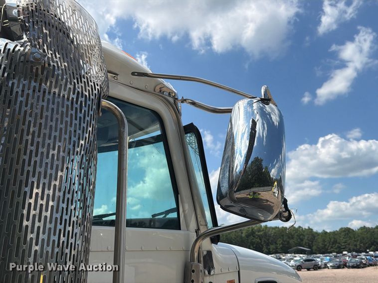 image for item YA4575 2022 Peterbilt 337 utility / service truck
