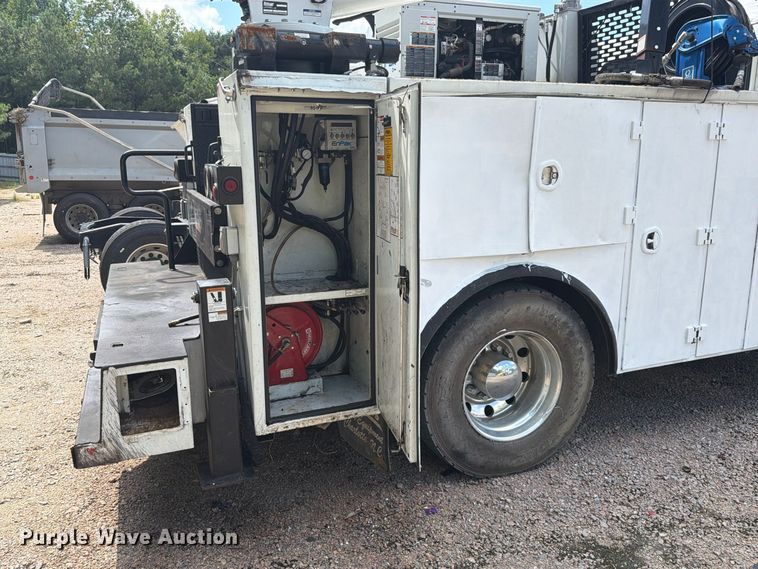 image for item YA4575 2022 Peterbilt 337 utility / service truck