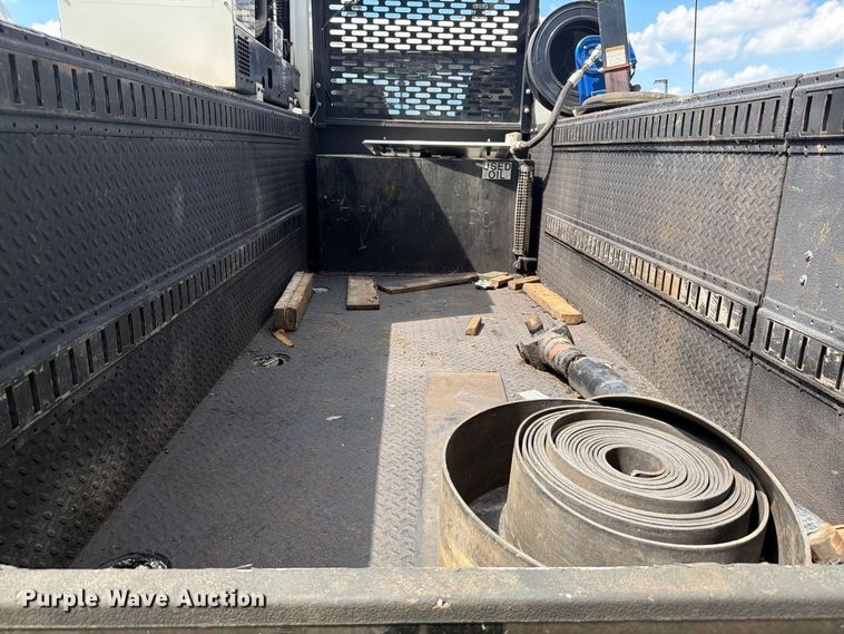 image for item YA4575 2022 Peterbilt 337 utility / service truck