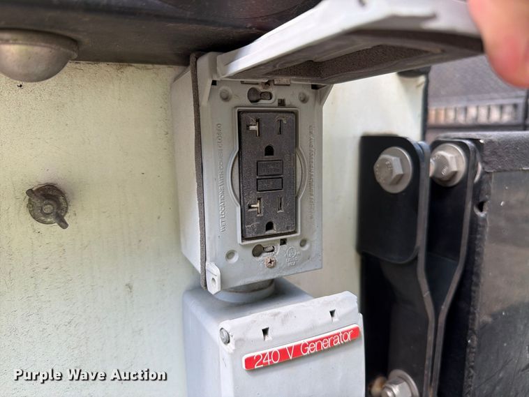 image for item YA4575 2022 Peterbilt 337 utility / service truck