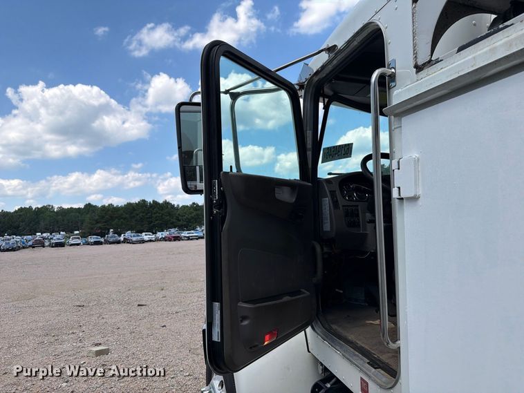image for item YA4575 2022 Peterbilt 337 utility / service truck
