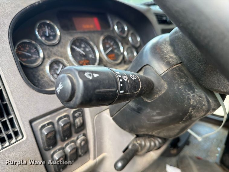 image for item YA4575 2022 Peterbilt 337 utility / service truck