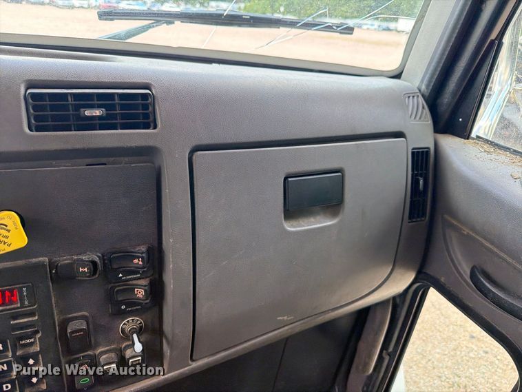 image for item YA4575 2022 Peterbilt 337 utility / service truck